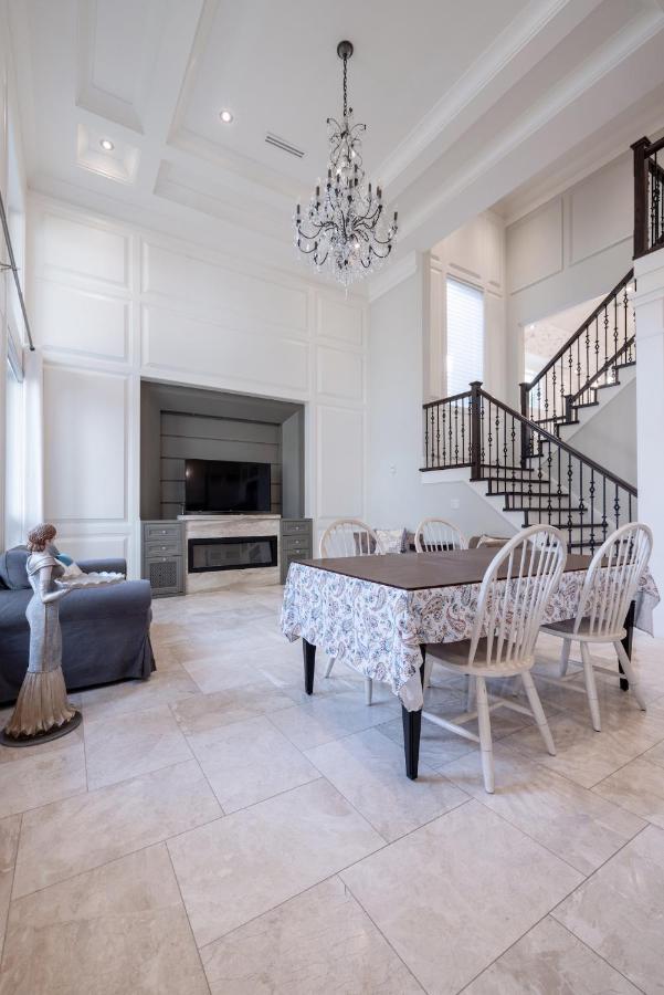 Luxurious Private Rooms In ريتشموند، كولومبيا البريطانية المظهر الخارجي الصورة