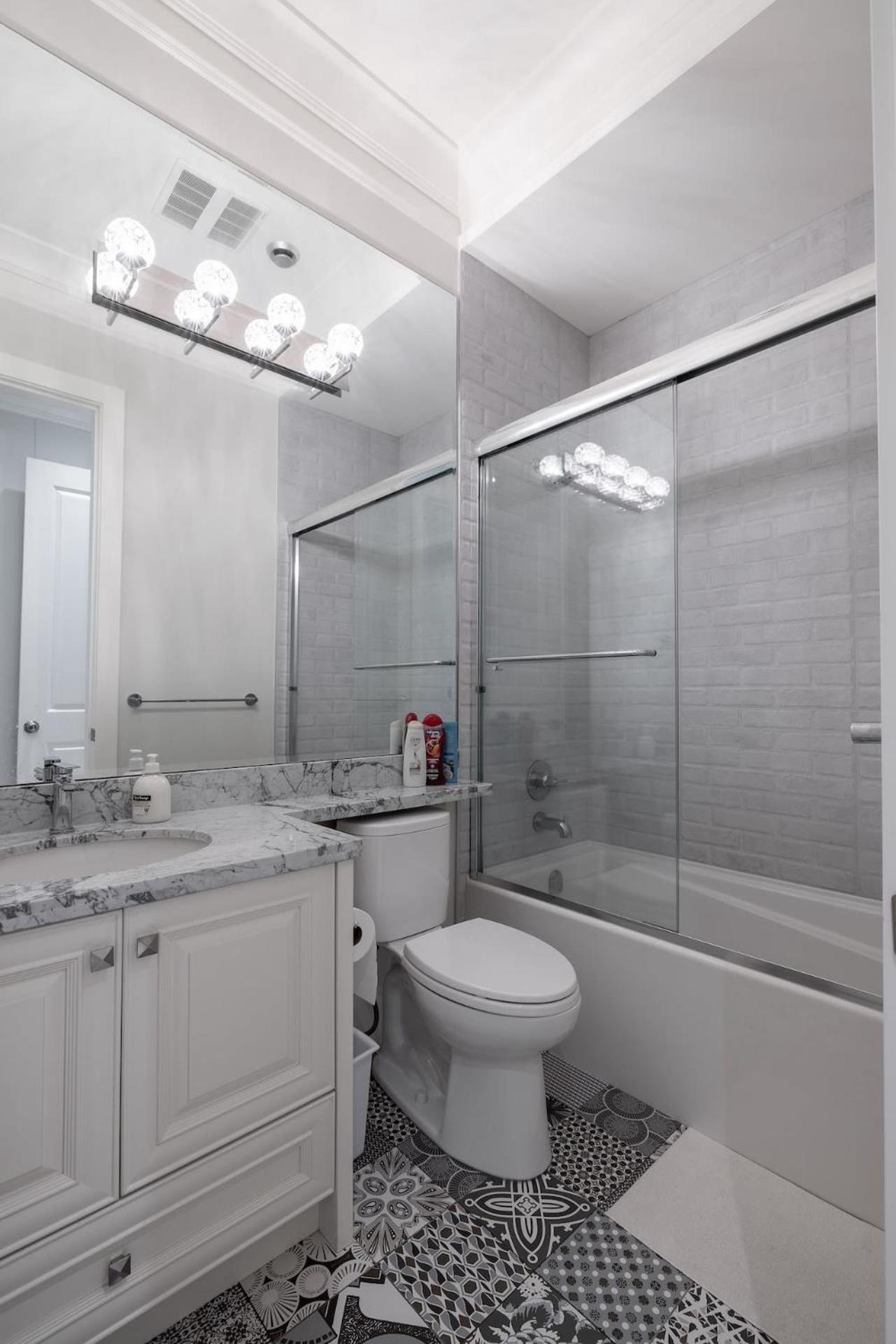 Luxurious Private Rooms In ريتشموند، كولومبيا البريطانية المظهر الخارجي الصورة